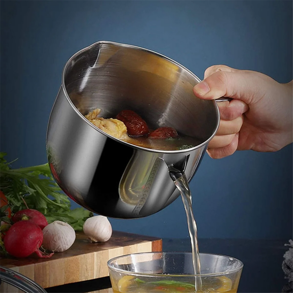 Stainless Steel Fat Separator 1L/4 Cup Gravy Grease with Strainer and Glass Lid Soup Oil Cup – Durable Stainless Steel Construction for Simple Storage and Daily Tasks